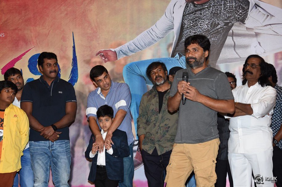 Krishnashtami-Movie-Platinum-Disc-Function